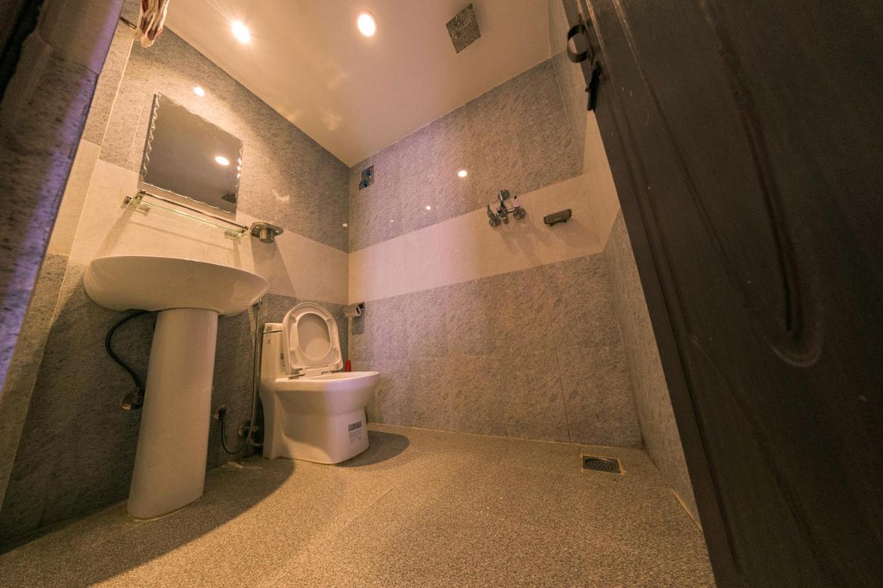 Hotel Chhimeki Katmandu Dış mekan fotoğraf