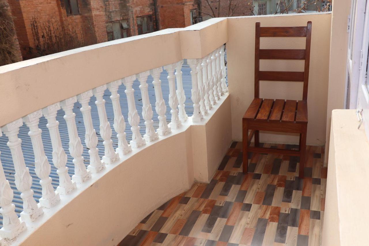 Hotel Chhimeki Katmandu Dış mekan fotoğraf